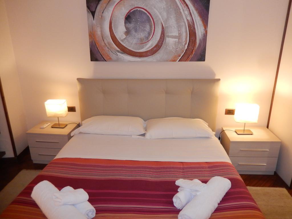 Colosseo Homerents 2 Rome Exterior photo